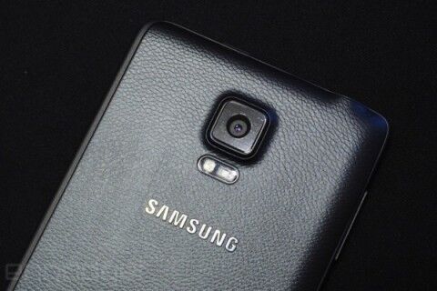 Samsung выпустила спецверсию Galaxy Note с изогнутым экраном