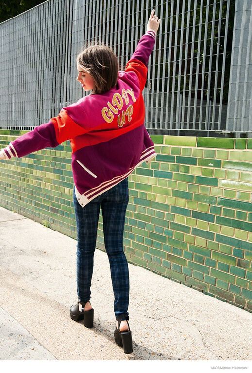 Новая стрижка Лили Коллинз и винтажно-хипстерский стиль 