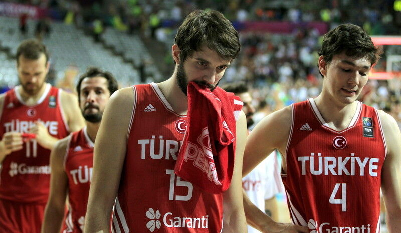 Упорство Литвы, прогулка США. Четвертьфиналы Кубка мира ФИБА