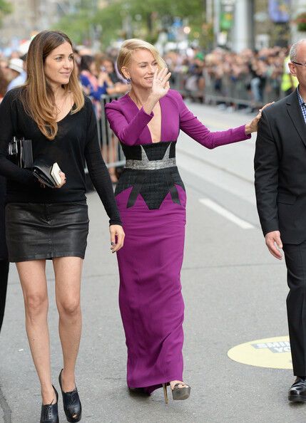 Наоми Уоттс в Торонто: удачный фильм, но неудачное платье 