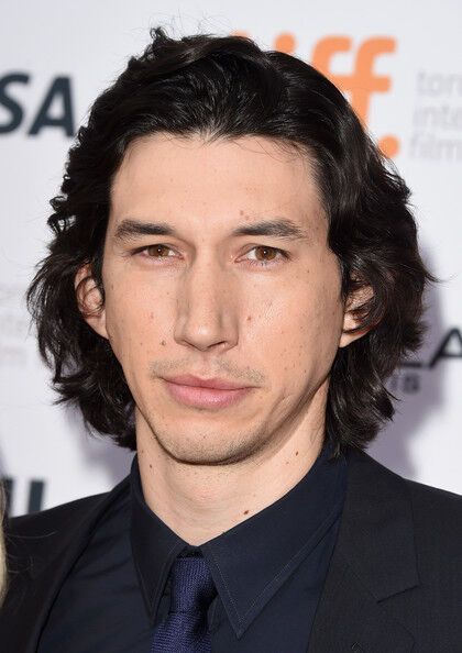 Наоми Уоттс в Торонто: удачный фильм, но неудачное платье 