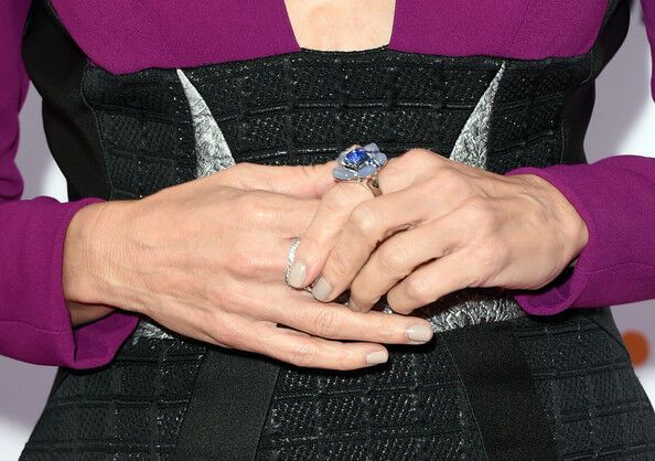 Наоми Уоттс в Торонто: удачный фильм, но неудачное платье 