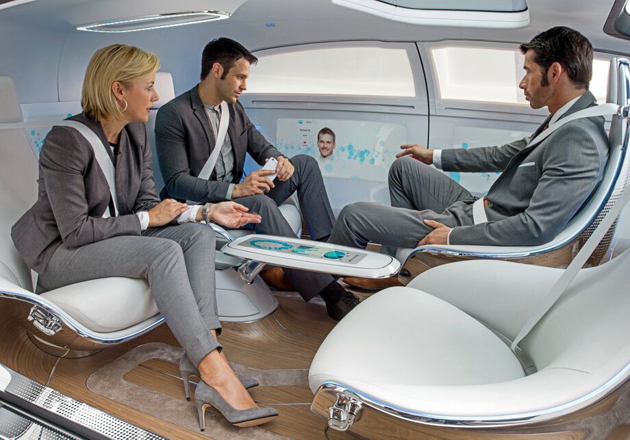 Mercedes представив концептуальний Робокар: фото і відео авто майбутнього