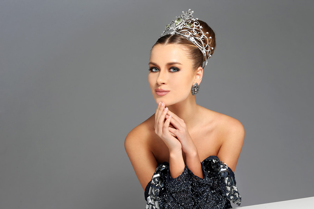 Украинка на конкурсе "Мисс Вселенная" поборется за корону стоимостью $120 тысяч