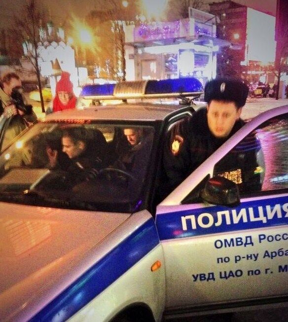 Російські поліцейські знову затримали Навального: кажуть, не впізнали