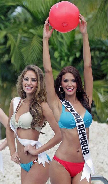 Участницы "Мисс Вселенная" показали свои роскошные фигуры в бикини