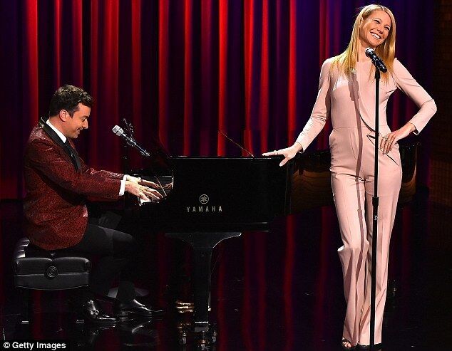 Модный провал Гвинет Пэлтроу: неприличный костюм поразил публику