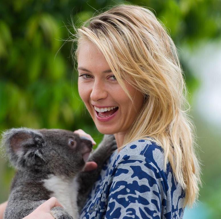 Знаменитые теннисисты похвастались необычными фото накануне Australian Open