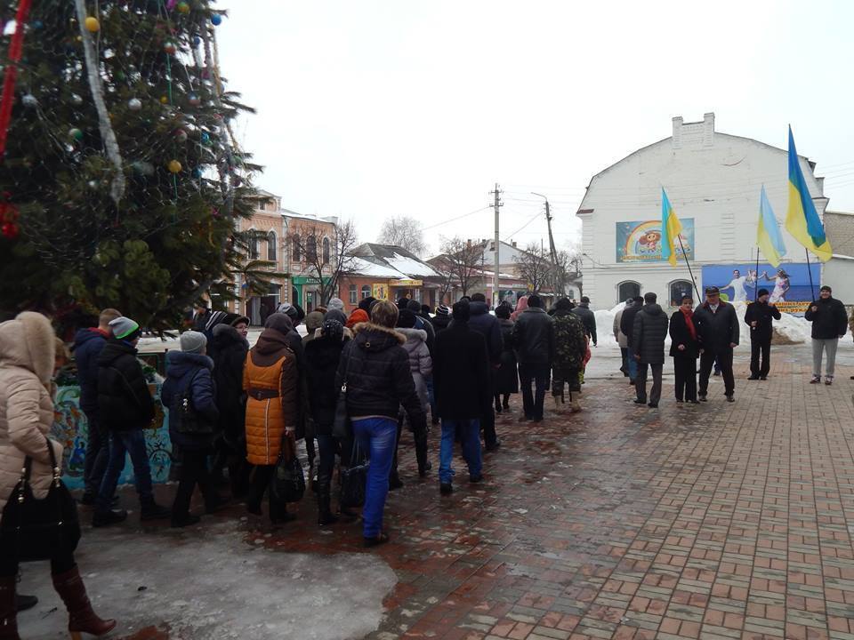 На Луганщине на Марши мира вышли тысячи людей: опубликованы фото
