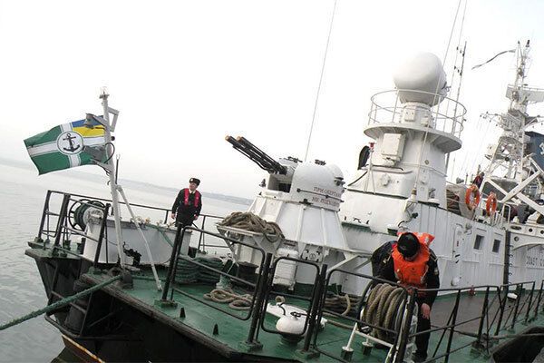 Волонтеры передали современный радар сторожевому кораблю "Донбасс": опубликованы фото