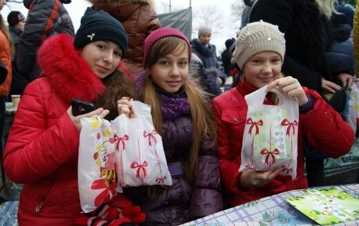 В Одессе испекли самую большую Рождественскую пряничную открытку: фото рекорда