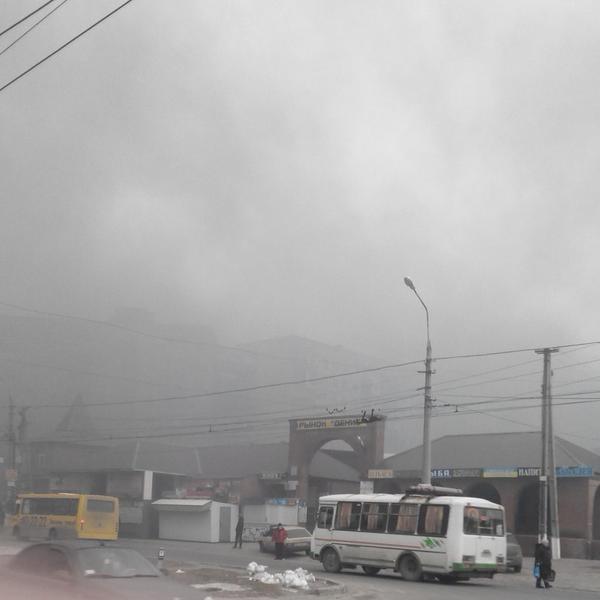 Террористы обстреляли Мариуполь из "Градов": опубликованы фото и видео