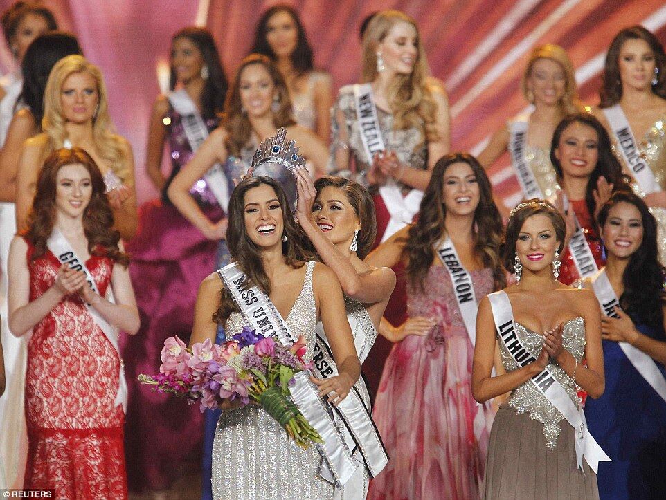 Украинка вошла в тройку самых красивых на конкурсе  "Мисс Вселенная 2015"