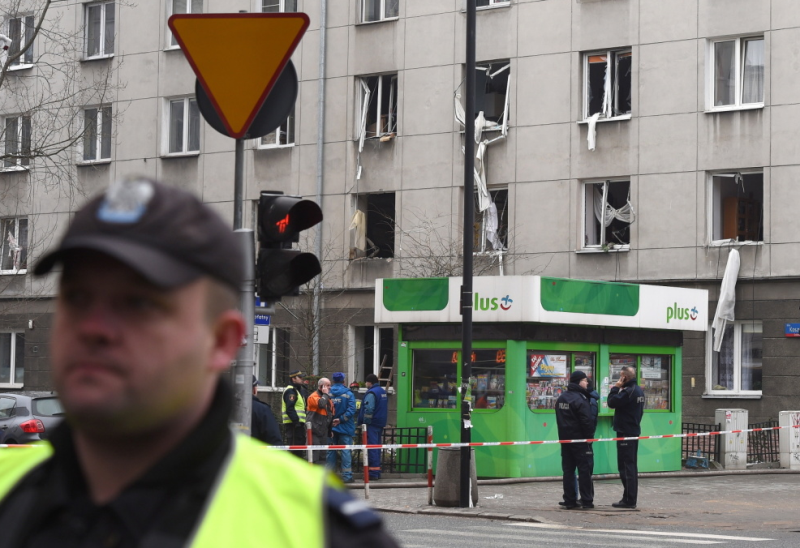 В центре Варшавы прогремел мощный взрыв: пострадали 5 человек. Опубликованы фото 