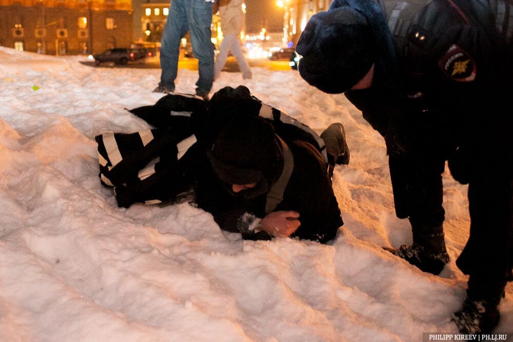 Московська поліція розігнала мітинг на підтримку Савченко: опубліковано фото і відео