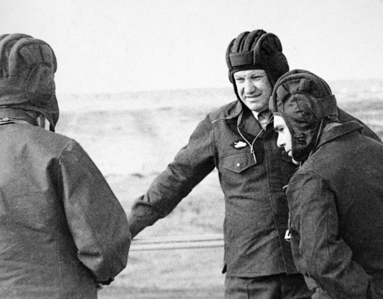 Редкие фотографии первого президента РФ Бориса Ельцина