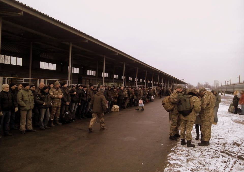 Из Киева уехал "почти батальон" мобилизованных: опубликованы фото