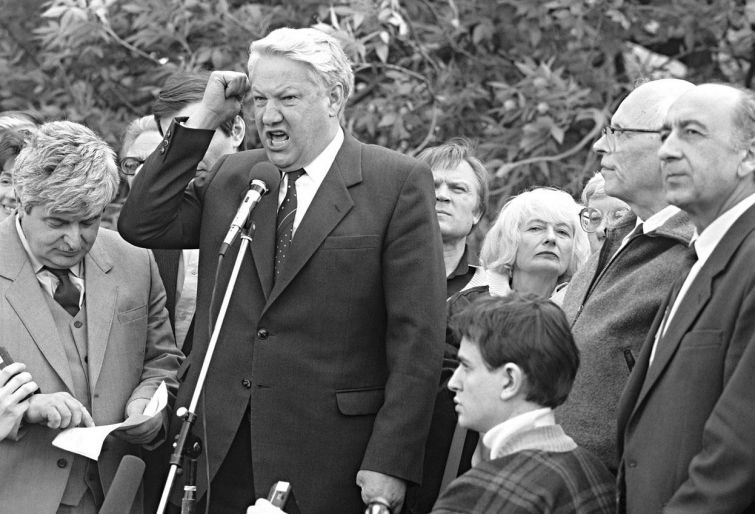 Редкие фотографии первого президента РФ Бориса Ельцина