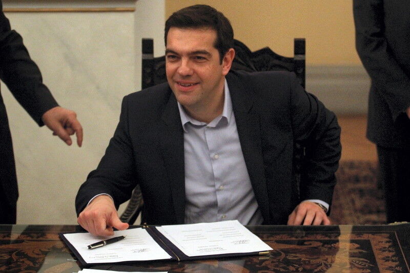 Прем'єр Греції назвав Україну "неонацистською", а глава МЗС фотографувався з Дугіним