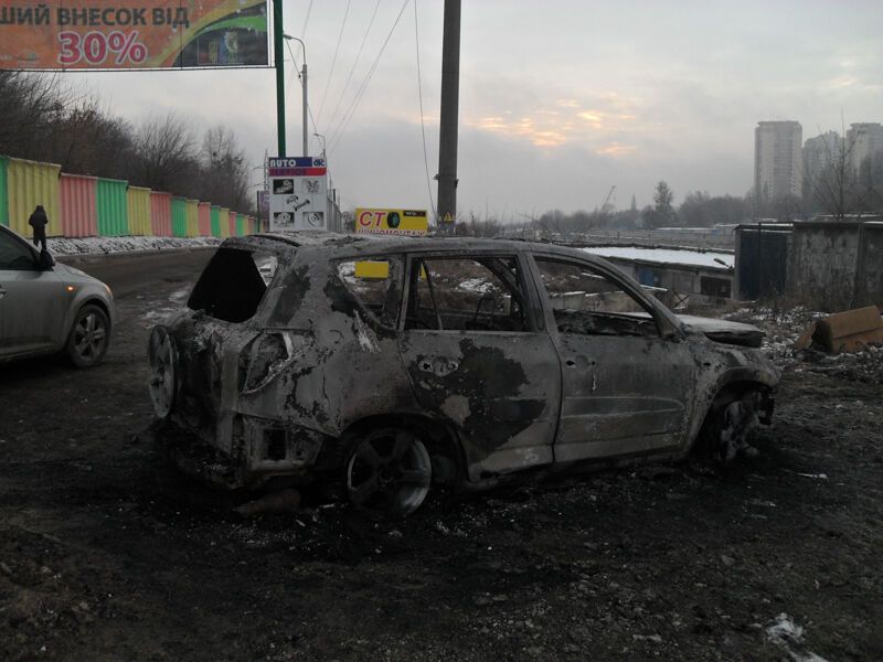 Взрыв автомобиля в Киеве: опубликованы фото с места события