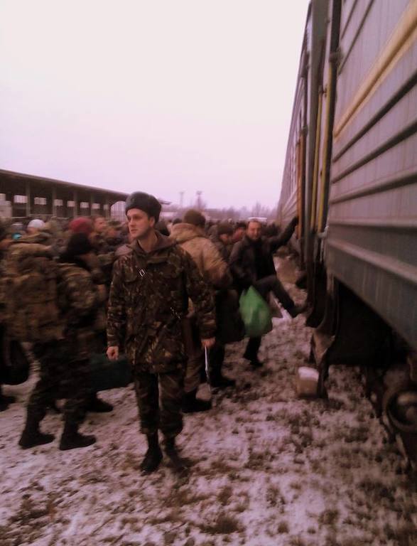 Из Киева уехал "почти батальон" мобилизованных: опубликованы фото