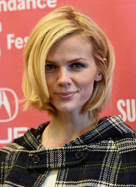 Бруклин Декер и Коби Смолдерс: блондинка против шатенки 