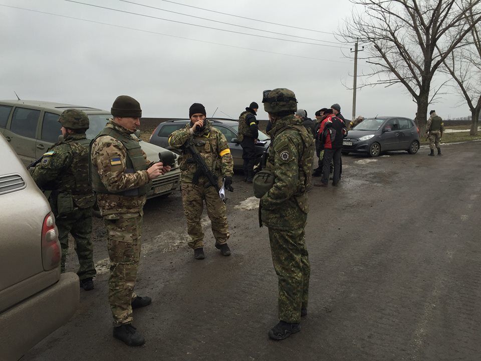 В селе на Донетчине задержаны 15 местных жителей за сотрудничество с боевиками: опубликовано фото