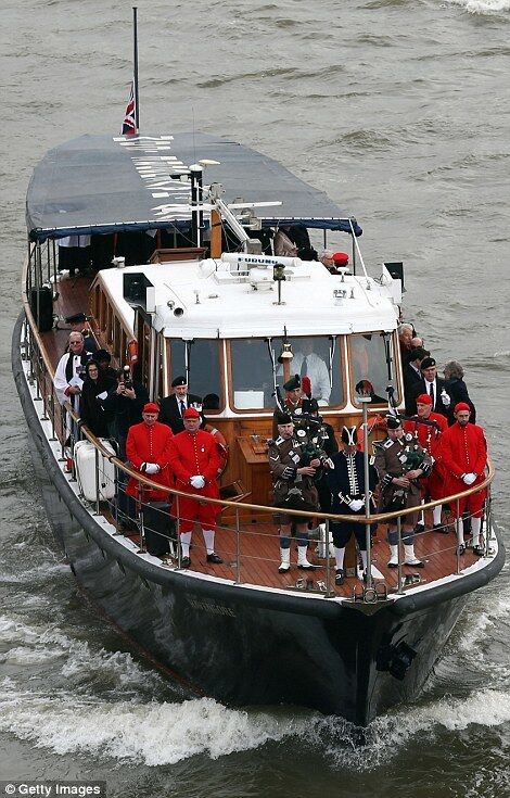 В Лондоне повторно "перезахоронили" Уинстона Черчилля