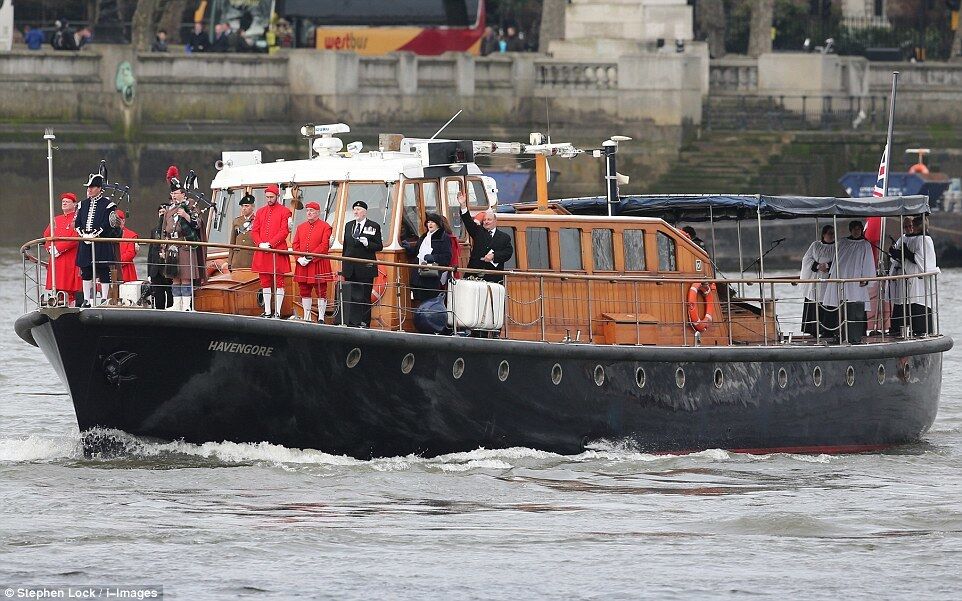 В Лондоне повторно "перезахоронили" Уинстона Черчилля