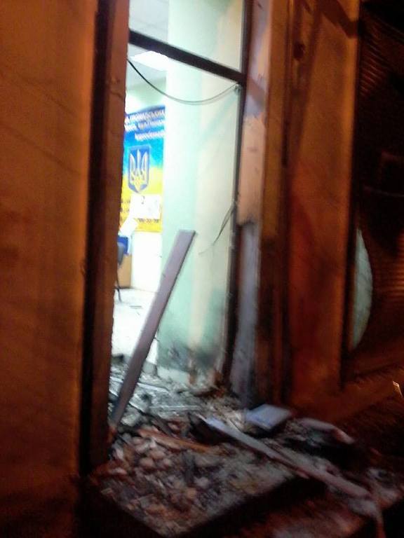 В Одесі пролунав вибух біля офісу центру допомоги бійцям АТО: фото і відео з місця подій 