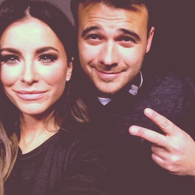 Ани Лорак вышла в свет со своим супругом