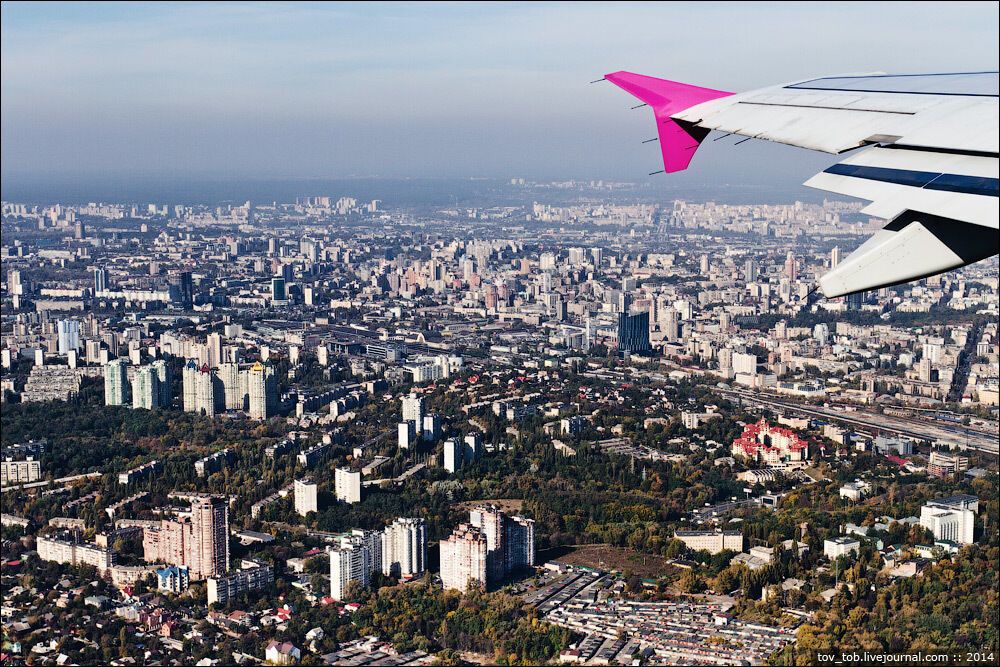 В сети появились фото Киева, сделанные с борта самолета 