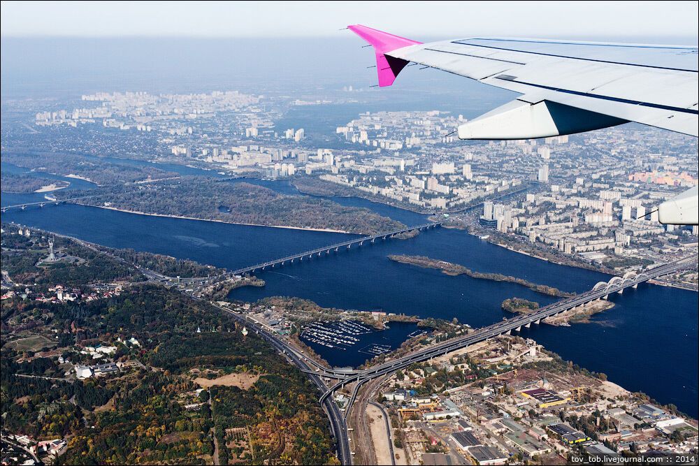 В сети появились фото Киева, сделанные с борта самолета 
