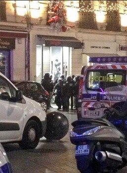 Новый захват заложников произошел в городе Монпелье во Франции: опубликованы фото