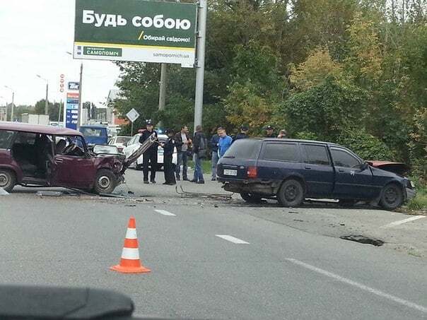 Два серьезных ДТП произошли в Харькове: фото с места аварий
