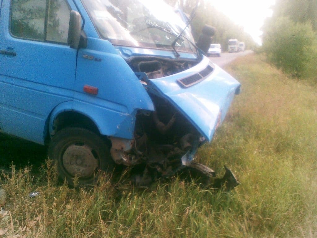 В жуткой аварии на Днепропетровщине погибли трое людей: фото и схема ДТП