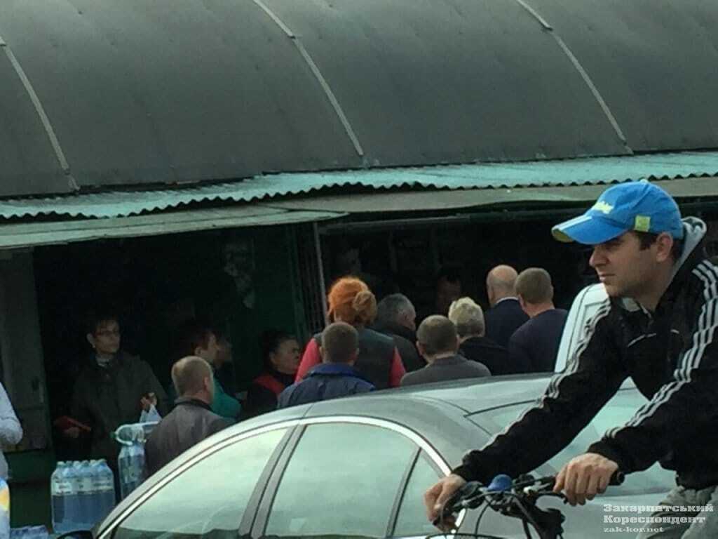 Москаля "поймали" на Пьяном рынке в Ужгороде: опубликованы фото