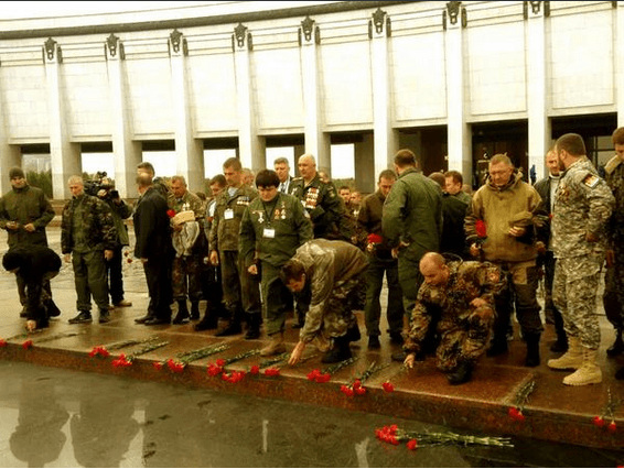 Ватажки терористів Донбасу зібралися на урочистий з'їзд у Москві