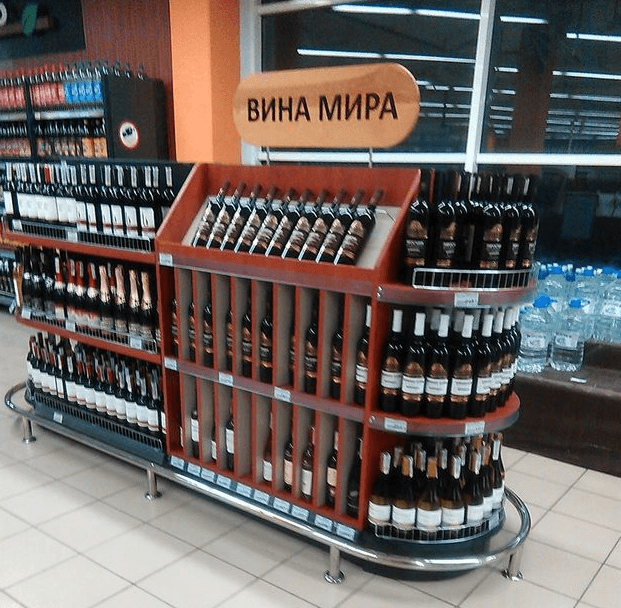 Как "шикует" Донецк: от водки "Путинка" до виски класса "люкс"