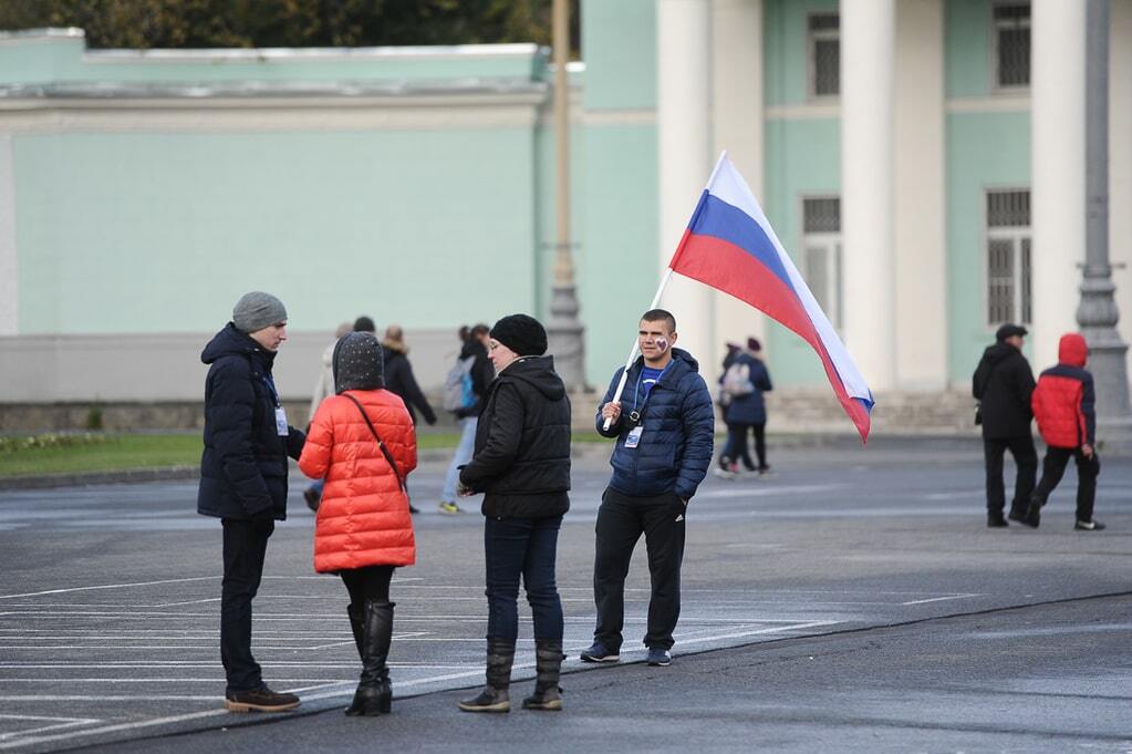 "На масовку грошей не залишилося": у Москві з тріском провалилася патріотична акція