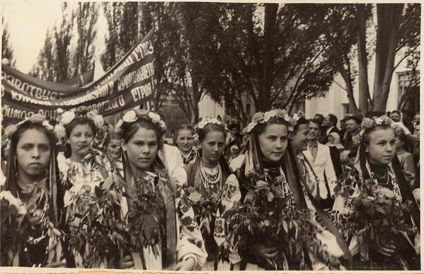 Соцмережу підірвало старе фото з Горлівки: ви думаєте, це Львів?