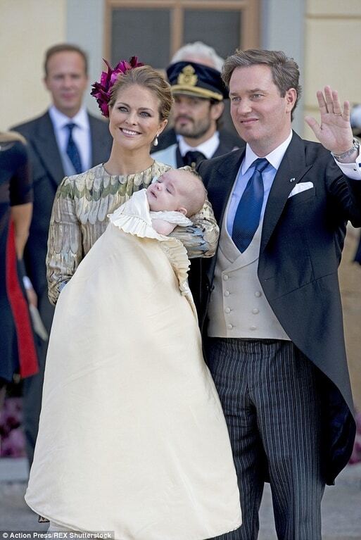 В Швеции крестили маленького принца Николаса: фото королевской семьи