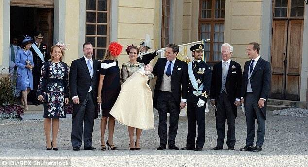 В Швеции крестили маленького принца Николаса: фото королевской семьи