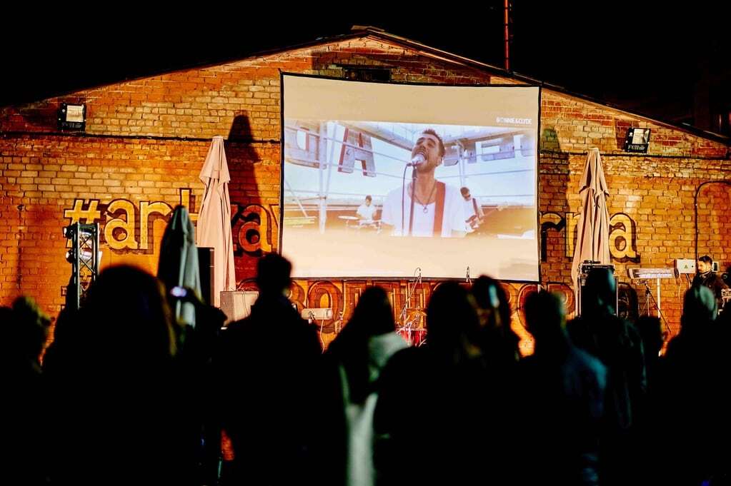 Новый фронтмен "Скрябина" провел экстремальную презентацию