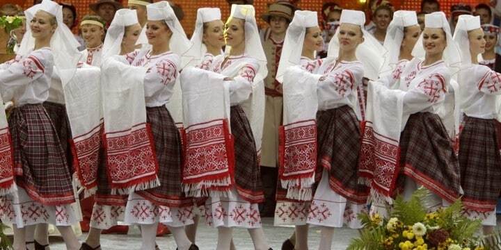 В Киев за невестой: Украина возглавила рейтинг стран, в которых нужно искать даму сердца