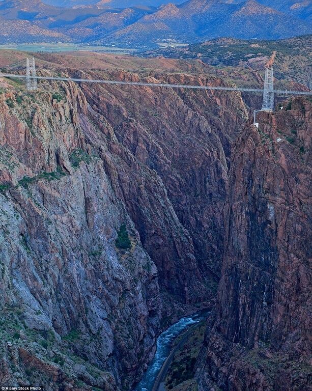 Путь для смелых: названы самые опасные мосты и переправы в мире