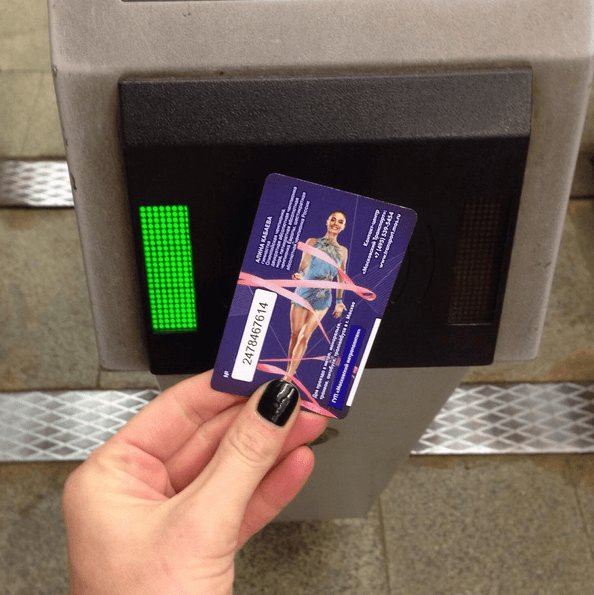 Похудевшая Кабаева появилась на билетах российского метро