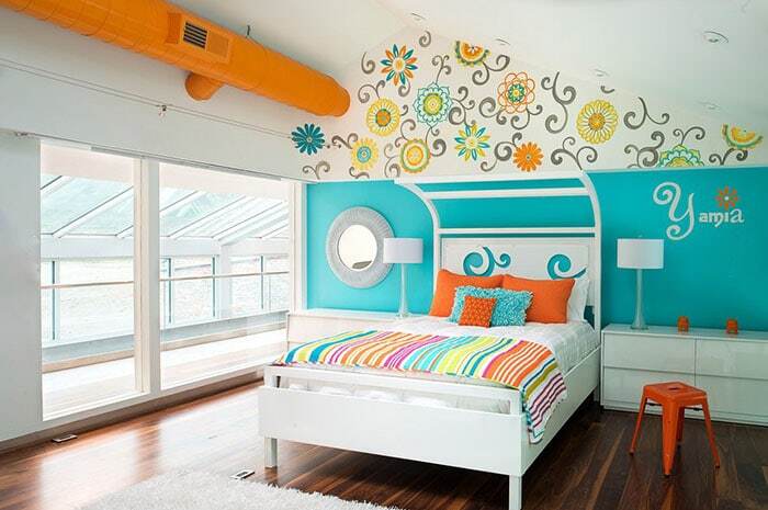 Вальс цветов: как ярко и оригинально оформить спальню для девочки