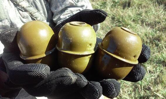 На Донеччині за день виявили два "схрони" з боєприпасами: фото знахідки