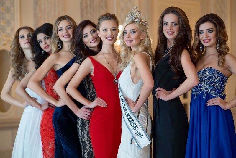 "Мисс Украина Вселенная 2015" стала религиозная блондинка из Киева